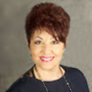 Meet your Posher, Debra